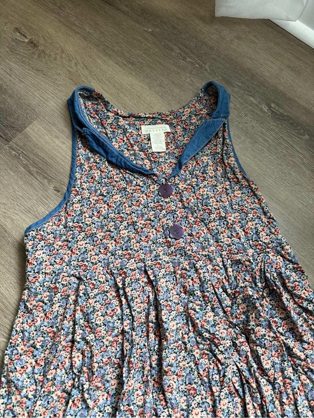 Vintage Express floral dress - Picture 3 of 11